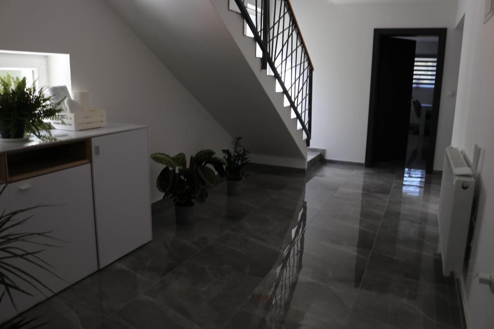 Guest House Neno Ogulin Dış mekan fotoğraf