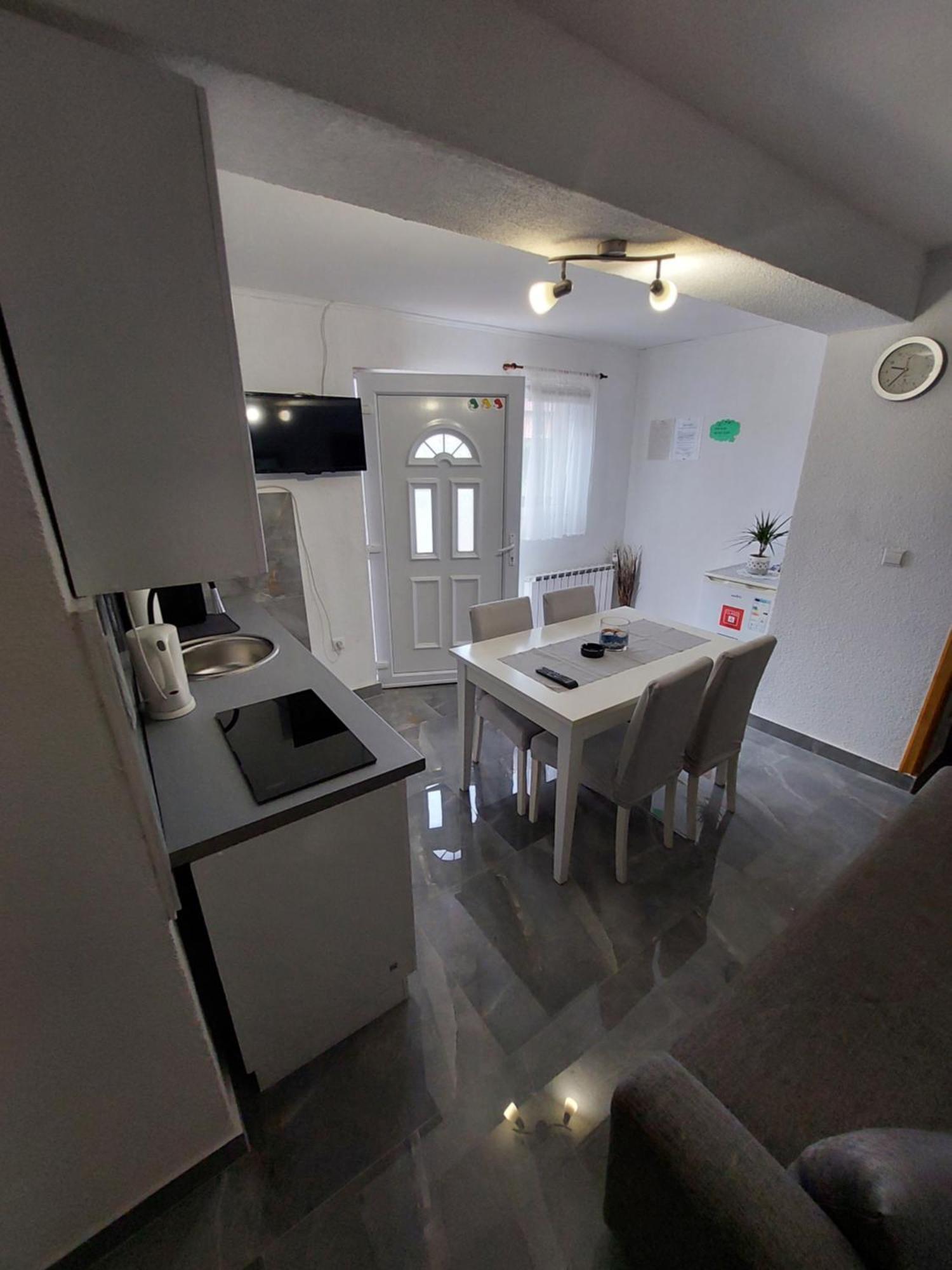 Guest House Neno Ogulin Dış mekan fotoğraf
